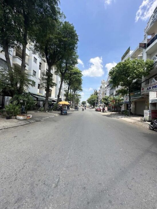 TÒA NHÀ MẶT TIỀN KINH DOANH SIÊU PHẨM – KHU TÊN LỬA – 5 TẦNG MỚI ĐẸP KIÊN CỐ – 72M2 – CHỈ 11.7 TỶ