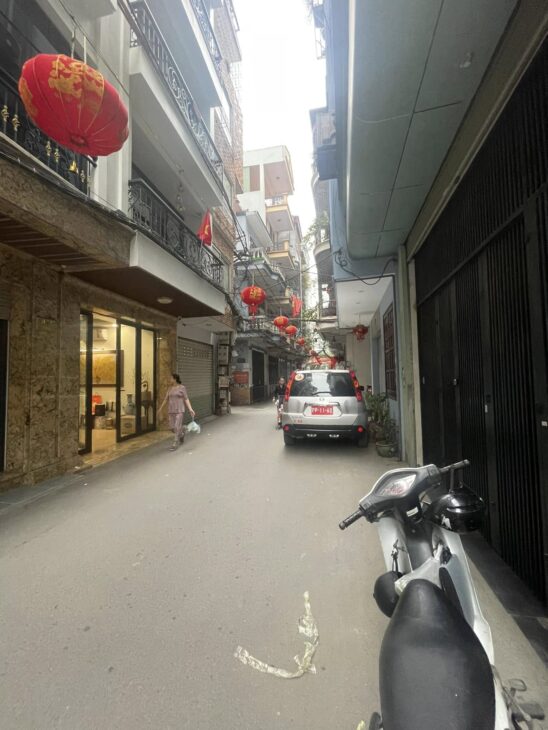 BÁN NHÀ KHƯƠNG HẠ – PHÂN LÔ – NGÕ 2 OTO TRÁNH – 2 THOÁNG – 45m2 – 14 TỶ