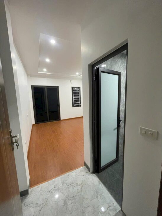 NHÀ ĐẸP – BÁT KHỐI – LONG BIÊN, LÔ GÓC 2 THOÁNG, 6 TẦNG THANG MÁY, NGÕ THÔNG, 7 CHỖ ĐỖ CỬA NGÀY