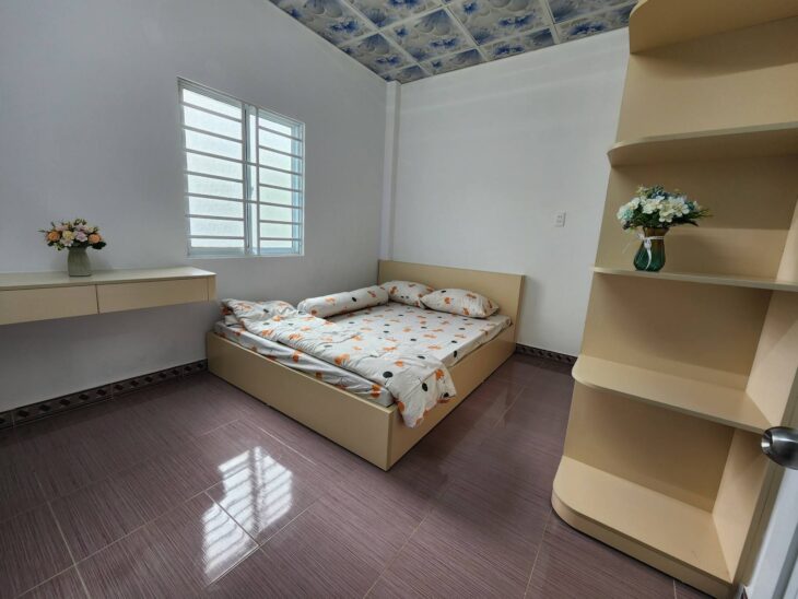 SIÊU HIẾM – NHÀ LỬNG ĐÚC ĐẸP 70M², ĐƯỜNG 5.5M, GẦN BIỂN HOÀ MINH, LIÊN CHIỂU – CHỈ 3.65 TỶ