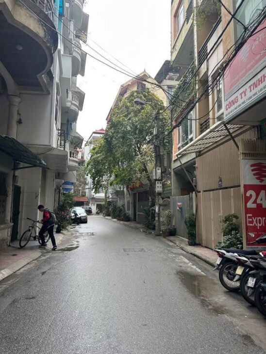 Nhà phố Giảng Võ – 78/87m – ô tô qua nhà – 2 thoáng – 6T thang máy chỉ nhỉnh 20 tỷ