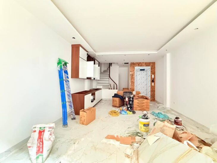 Bán nhà đẹp phố Đội Cấn 45m2 6tầng thang máy mặt tiền 4.5m 8.8 Tỷ Ba Đình