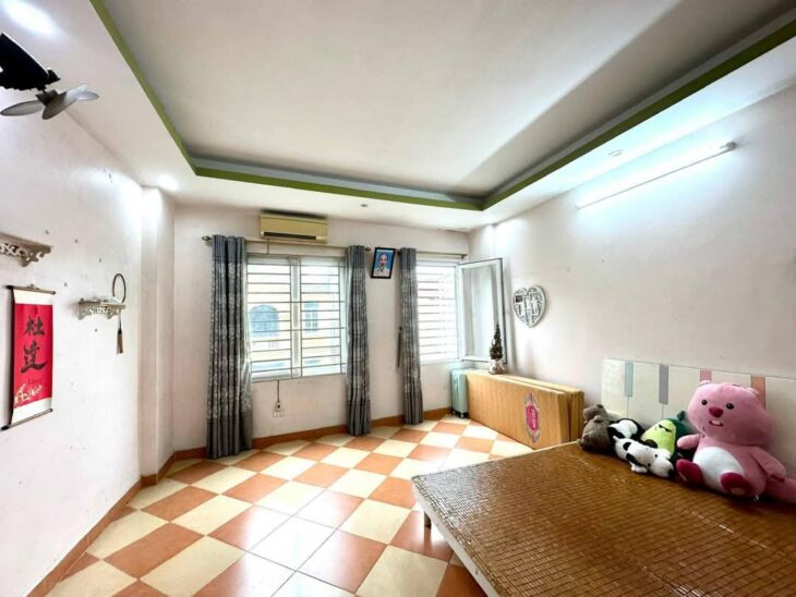 Bán nhà đẹp phố Xuân La 35m2 5tầng mặt tiền 4.5m 7.8 tỷ Tây Hồ