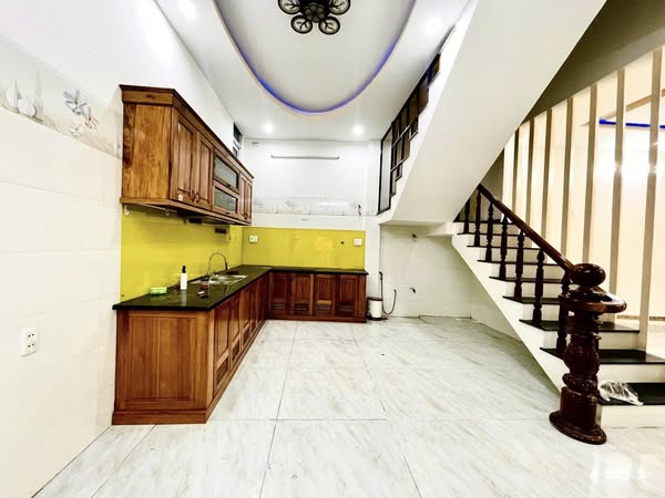 Nhà 4 tầng -Gần biển Mỹ Khê-Phạm Cự lượng – Giá chỉ 5,9 tỷ .