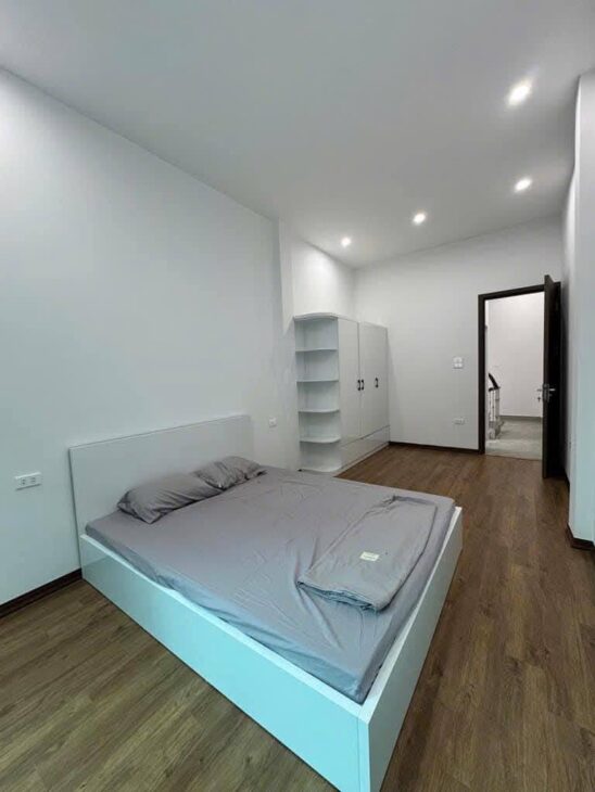 Bán nhà đẹp mặt ngõ phố Hoàng Hoa Thám 35m2 4tầng mặt tiền 3.5m 7.6 tỷ Tây Hồ