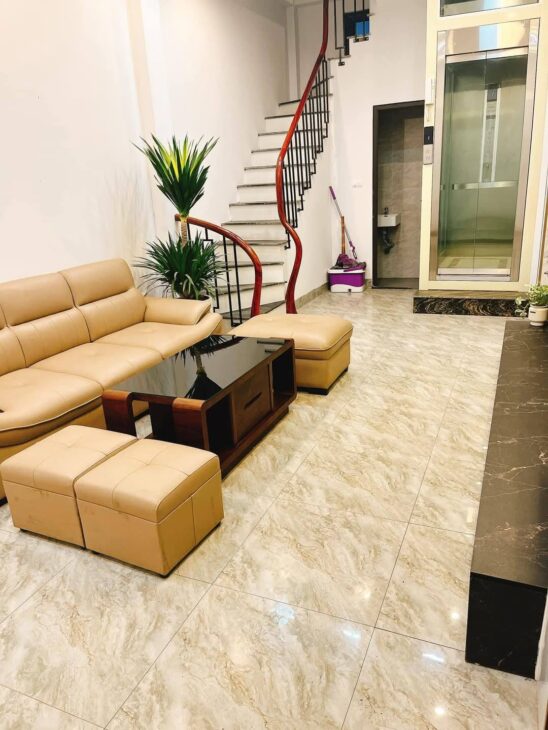 Bán nhà 35m², 6 tầng thang máy , 3PN, 4WC, Thụy Khuê, Tây Hồ – 7.9 tỷ