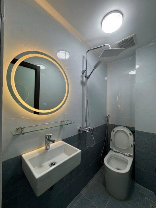 Bán nhà đẹp mặt ngõ phố Hoàng Hoa Thám 35m2 4tầng mặt tiền 3.5m 7.6 tỷ Tây Hồ