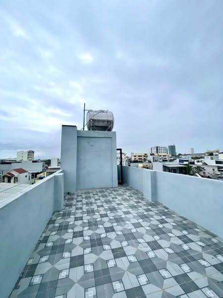 Căn hộ 4 tầng ,dòng tiền 18 triệu tháng -Giá chỉ 6,15 tỷ