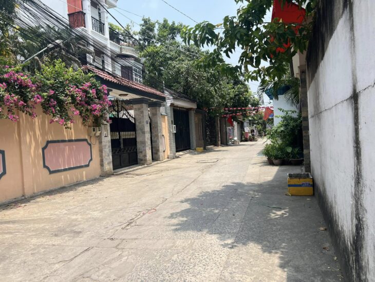 Bán nhà riêng tại Nguyễn Duy Trinh, 11,9 tỷ, 75m2, 5PN, pháp lý đầy đủ, Q2, HCM, giá cực chất