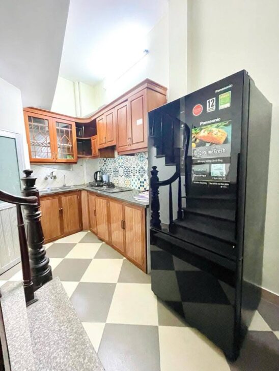 Bán nhà phố Lạc Long Quân 30m2 5tầng mặt tiền 3.1m 5.5 tỷ Tây Hồ