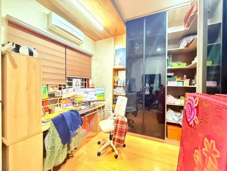 Bán nhà đẹp phố Võng Thị 45m2 5tầng mặt tiền 4m giá chào hơn 10tỷ Tây Hồ