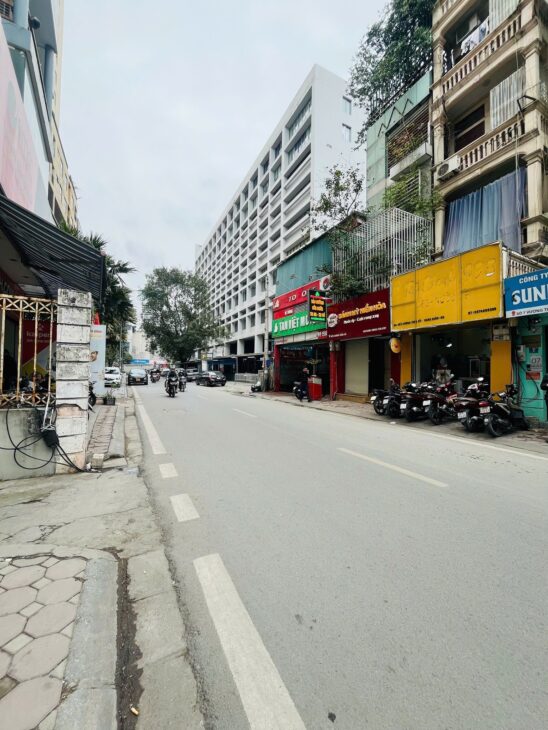 BÁN NHÀ MẶT PHỐ 7 TẦNG CHỈ 20 TỶ- SỔ ĐỎ ĐẸP – PHỐ VƯƠNG THỪA VŨ