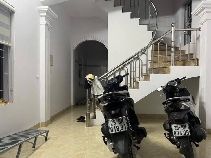 Bán nhà đẹp ngõ ôtô phố Xuân La 51m2 4tầng mặt tiền 4.3m 8.8 tỷ Tây Hồ