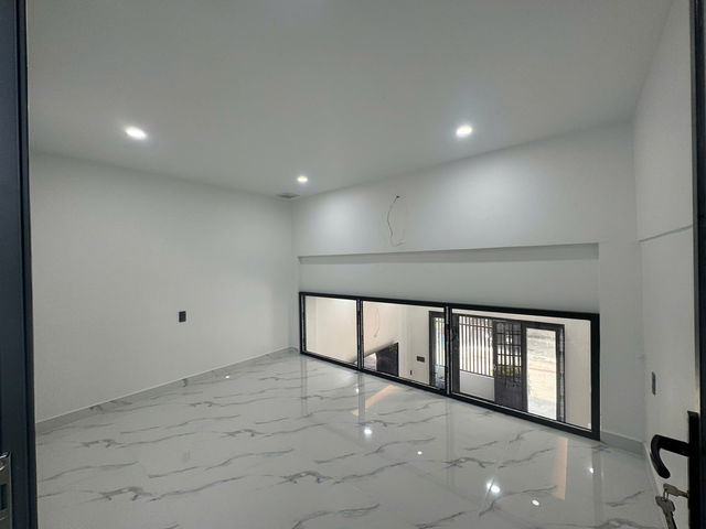 Nhà 38.2m², 4m Ngang, Hẻm Xe Hơi – Gần Chợ, Trường Học – Đường Số 1, P. Trường Thọ, TP. Thủ Đức –