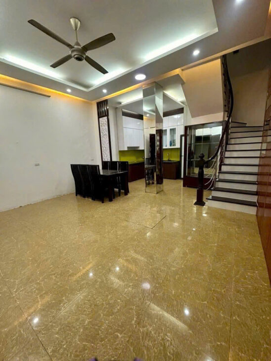 Bán nhà Lê Lợi, Hà Đông – 46m², 5T, MT 5.5m – Cách phố 10m – 7.7 tỷ!