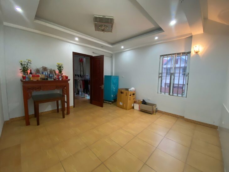 BÁN NHÀ ĐỘI CẤN – 34M2 x 4T – MT 4.6M – 7.5 TỶ – CÁCH Ô TÔ TRÁNH 50M – Ô TÔ ĐỖ CỬA 24/7