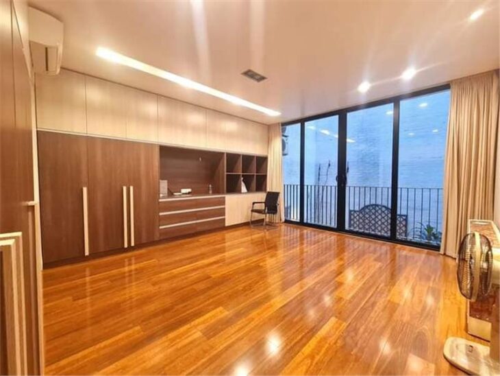 Bán Nhà Riêng Võ Chí Công – Ô Tô Tránh – Thang Máy – Kinh Doanh –Văn Phòng– 72m² – 7 Tầng – 23.2 Tỷ