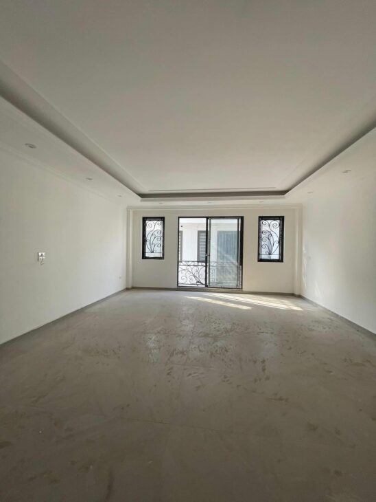 Tòa nhà 8 tầng Cầu Giấy: Vừa ở vừa kinh doanh, văn phòng thang máy, gara ô tô 95m 34.7tỷ