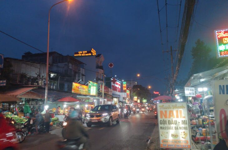 Chợ Đông Quang 121m2 có 13,5 tỷ Bùi Văn Ngữ Hiệp Thành Quận 12 Hồ Chí Minh