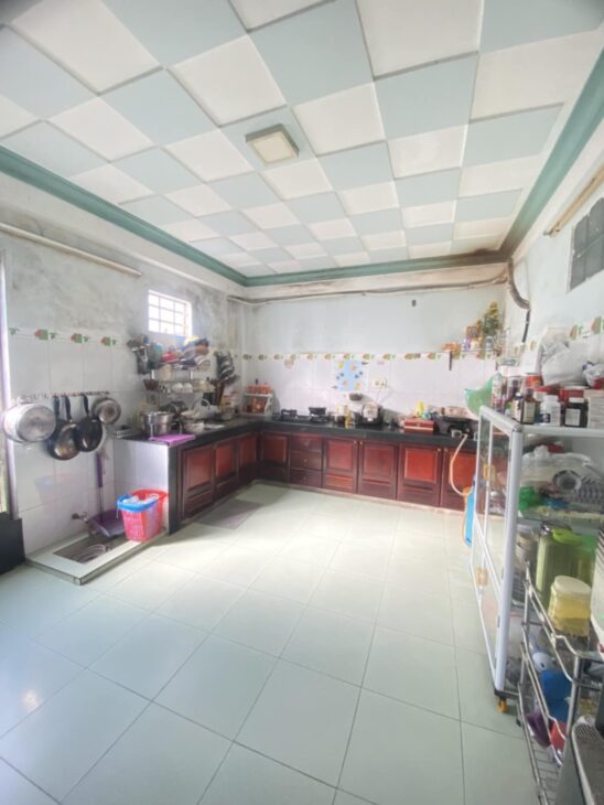 Bán nhà 3 tầng mặt tiền đường 7m5 sau lưng Hồ Nghinh hơn 8 tỷ