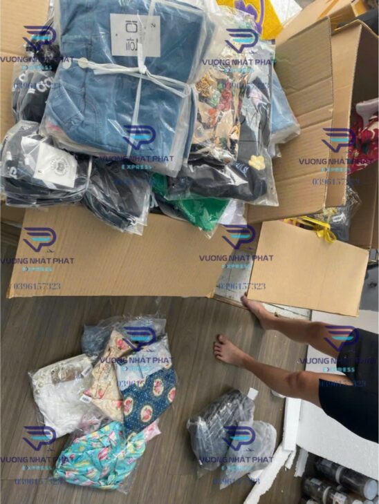 Gửi Quần Áo Đi Mỹ Giá Cạnh Tranh Tại Quận Tân Bình