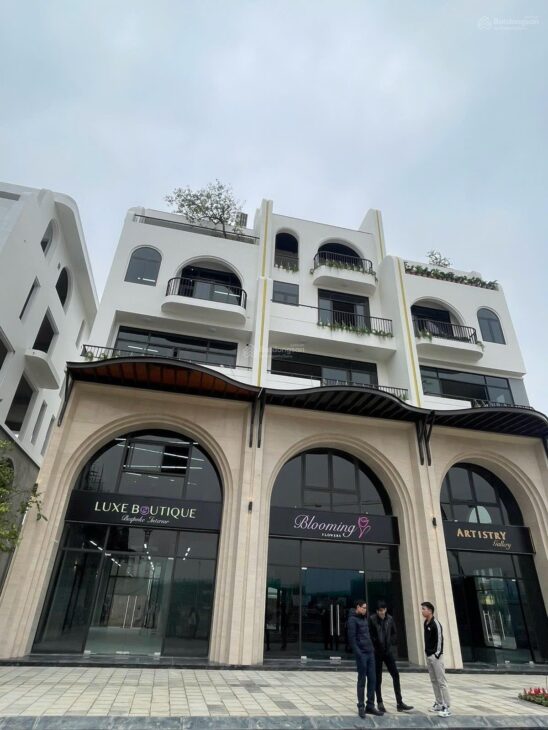 Trực tiếp chủ đầu tư bán căn Shophouse có hầm riêng và chung dự án Vaquarius.