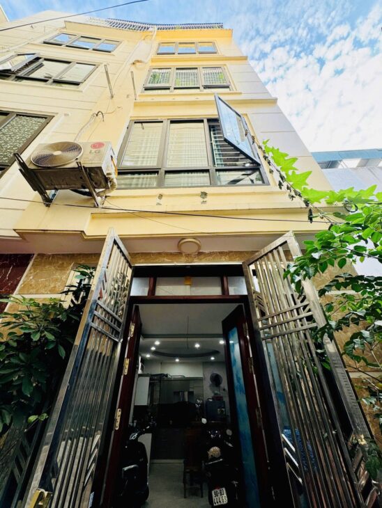 BÁN NHÀ PHỐ KHƯƠNG HẠ 36M2 5 TẦNG GIÁ NHỈNH 7 TỶ