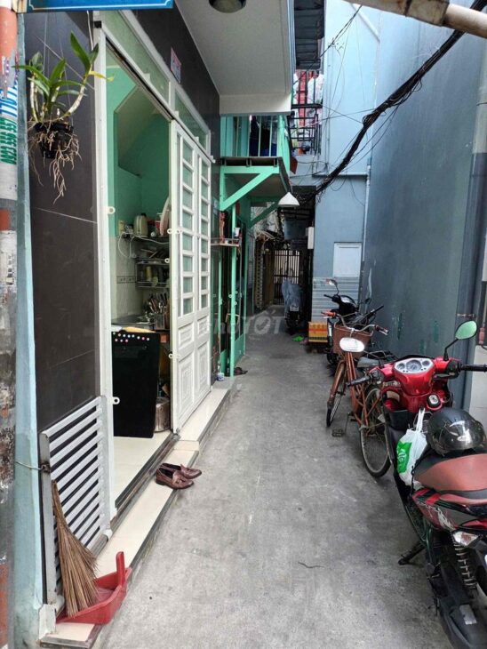 Quận 7 ! Cho thuê Nhả N/C mới , 1 trệt 1 lầu Giá : 5 tr / tháng, Tel : 09038110659 ( chính chủ )