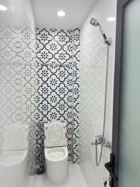 NHÀ MỚI TINH – GIÁP LÊ VĂN QUỚI – 30M2 – 2 TẦNG 2PN 2WC – GIÁ 3.55 TỶ