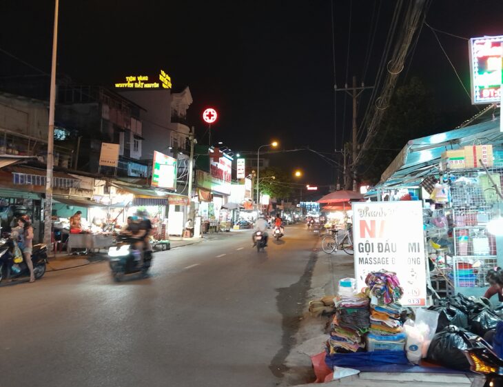 Chợ Đông Quang 121m2 có 13,5 tỷ Bùi Văn Ngữ Hiệp Thành Quận 12 Hồ Chí Minh