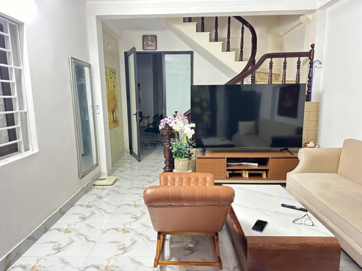 Bán gấp nhà lô góc ngõ 262 Nguyễn Trãi, Thanh Xuân: DT 52m2 , 4 tầng, MT 4,2m. Giá 8,3 tỷ.