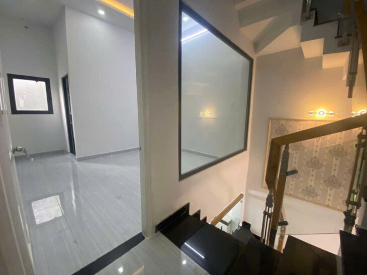 Bán Nhà mới mặt tiền nhánh Vip TX22, 4x17m, 3 tầng, ở, kinh doanh, VP Cty ngon, nhỉnh 5Tỷ