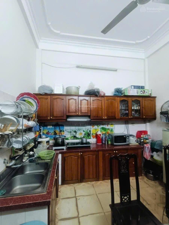 Cần bán gấp nhà Hoàng Văn Thái, 65m2x5T, MT 4.5m, giá 13.5 tỷ, hai ô tô tránh, dừng đỗ ngày đêm