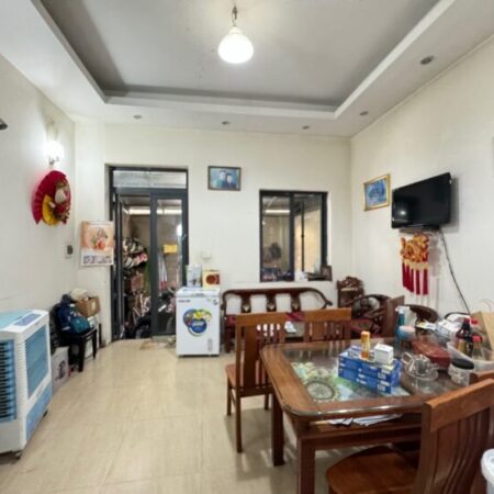 Trung tâm Liễu Giai, Ba Đình, oto tránh, 47 m2, MT 5 m, 5 tầng, chỉ 18.5 tỷ