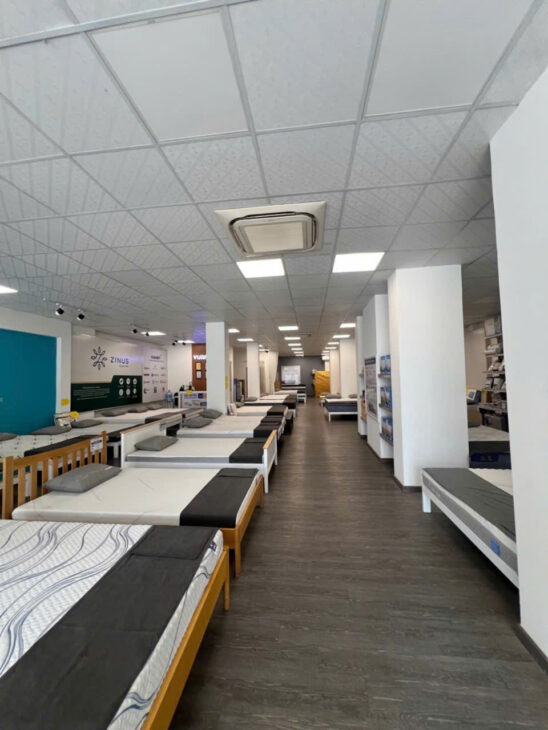 Bán nhà mặt tiền ngang 12m x 25m Cách Mạng Tháng Tám, chưa tới 90 tỷ