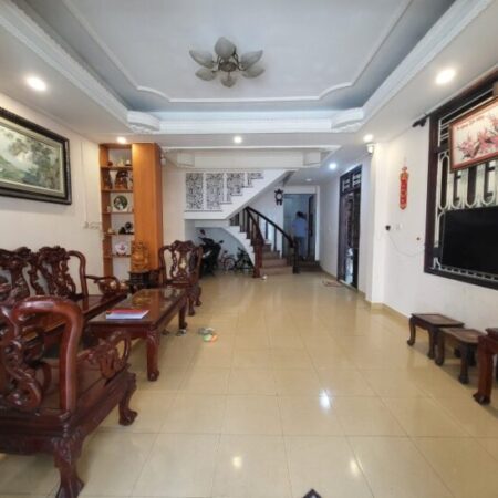 ♥ Mặt Tiền Hải Hồ 114m2, Ngang 7.5m, 3 tầng đúc, 5PN, sân Ô tô, đường luồn thoáng ♥ Mặt Tiền Hải Hồ 114m2, Ngang 7.5m, 3 tầng đúc, 5PN, sân Ô tô, đường luồn thoáng