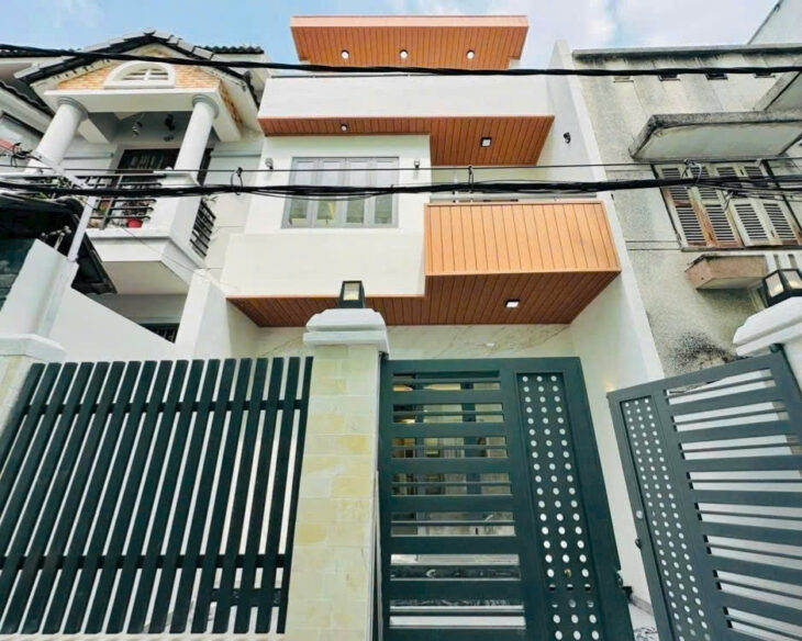 BÁN ĐẤT TẶNG DÃY TRỌ NGAY HIMLAM, KÊ BỆNH VIỆN TÂN HƯNG QUẬN 7, HXH, DT 100M2, CHỈ 6.8 TỶ