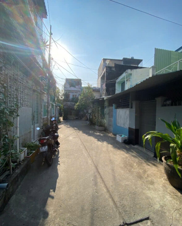 BÁN ĐẤT TẶNG DÃY TRỌ NGAY HIMLAM, KÊ BỆNH VIỆN TÂN HƯNG QUẬN 7, HXH, DT 100M2, CHỈ 6.8 TỶ