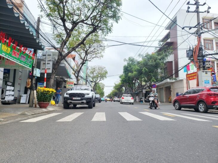 ♥ Mặt Tiền KD Huỳnh Ngọc Huệ, 120m2, ngang 5.5m, 3 tầng, 10.8 ty