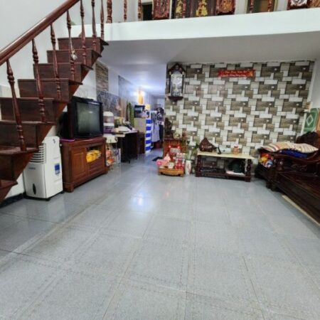 # Nhà Kiệt Huỳnh Ngọc Huệ gần Chợ Thanh Khê, 48m2, ngang 4.5m vuông, gác đúc, sạch, 2.25 tỷ