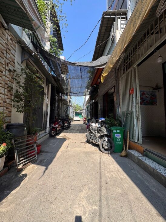 BÁN NHÀ 40M2 – 2 TẦNG – HẺM XE HƠI – LÊ ĐÌNH CẨN – BÌNH TÂN – SỔ HỒNG RIÊNG – NHỈNH 3 TỈ