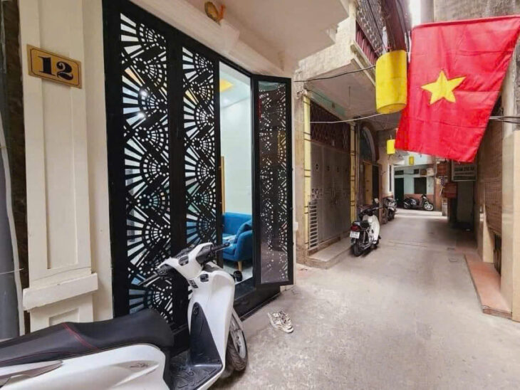 CHỢ KHÂM THIÊN 22 M2, 4 TẦNG, MT4 GIÁ CHỈ 4.89 tỷ Đống Đa Hà NỘI LH:0989326141