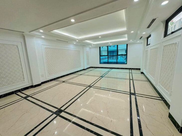 Cực đẹp phố Nguyên Hồng 86m2, 8Tthang máy, MT7m vỉa hè ô tô view sân chơi kinh doanh