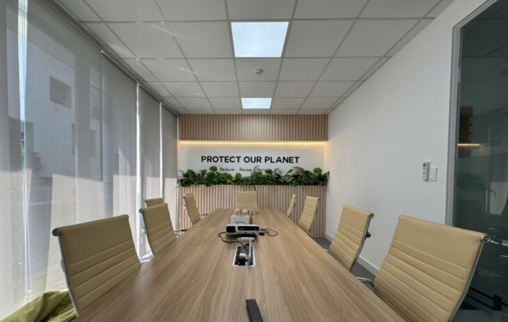 Cho thuê văn phòng khu sân bay tòa nhà có thang máy pccc hầm xe rộng