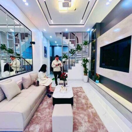 🏠 BÁN NHÀ ĐẸP PHỐ VIP LÊ ĐỨC THỌ – NGÕ RỘNG, GẦN PHỐ – FULL NỘI THẤT. Ô TÔ ĐỖ CẠNH NHÀ