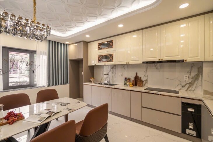 GẦN NGUYỄN THỊ THẬP Q 7, MẶT TIỀN KINH DOANH, FULL NỘI THẤT, 80M2, 6 TẦNG THANG MÁY, 17.2TỶ.
