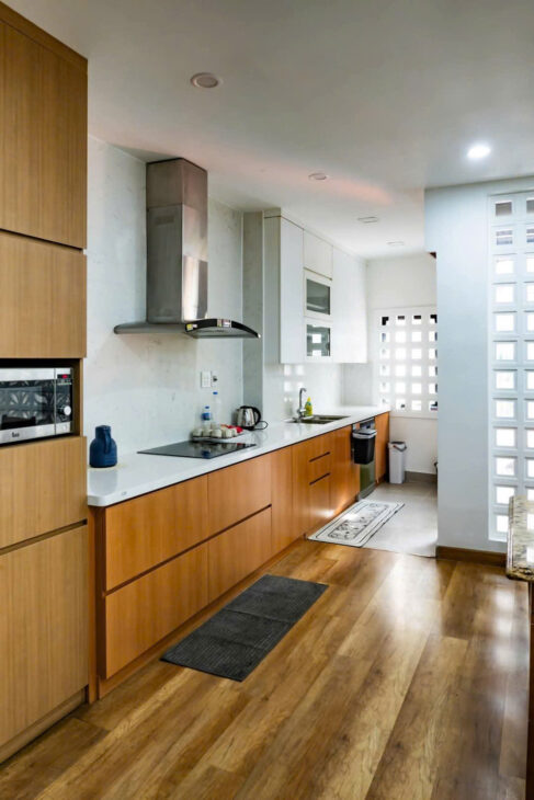 Cực phẩm phố Xuân La 86m2 5T thang máy 2 thoáng Gara ô tô 26 tỷ gần Hồ Tây ở sướng