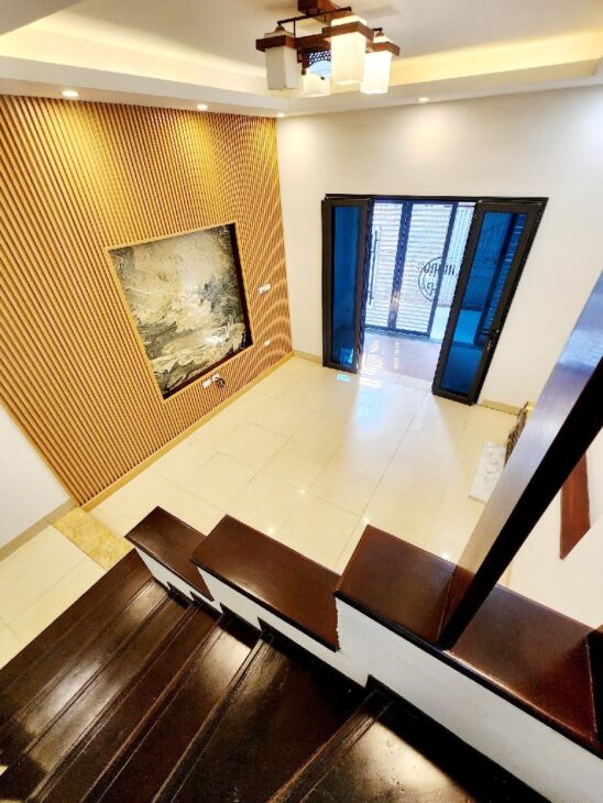 Bán nhà Bát khối dân xây ngõ thông thoáng sáng trước sau 50m 4 tầng giá 7.5 tỷ