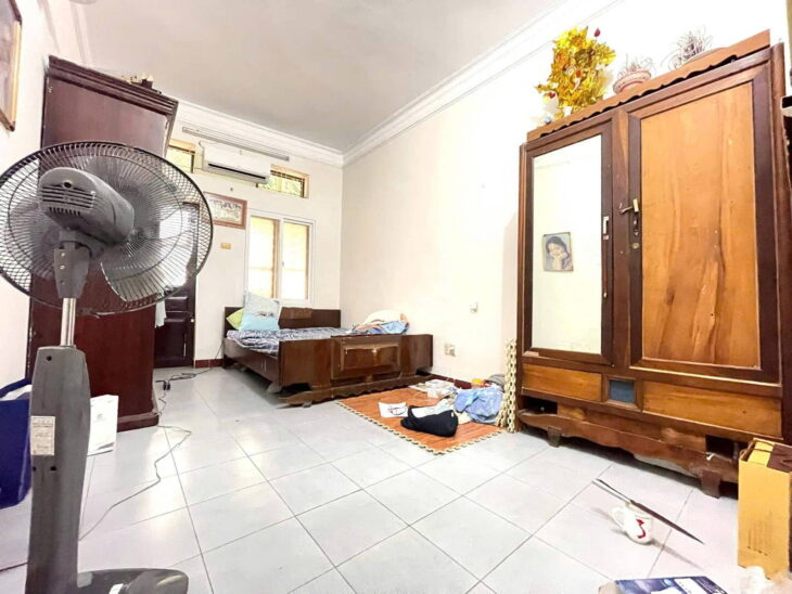 Bán nhà ngõ Phân lô, ô tô cách 10 m. DT: 55 m2 , 4 tầng, MT 3,8m,Mai Anh Tuấn , Đống Đa. 12,75