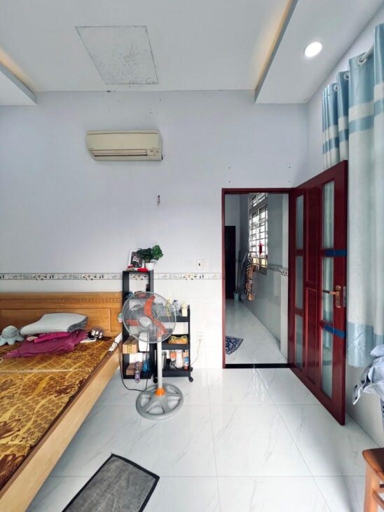 Bán nhà Gò Vấp, hẻm xe hơi đường Dương Quảng Hàm, 70M²x3 tầng, 4PN